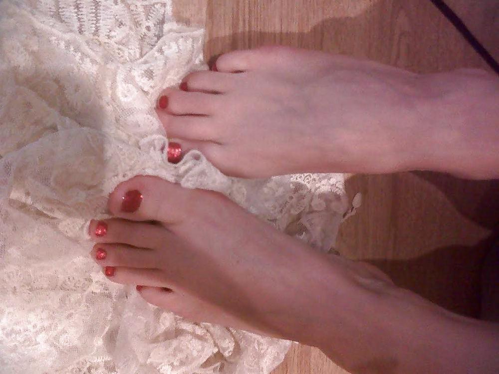 13P Feather and Lace