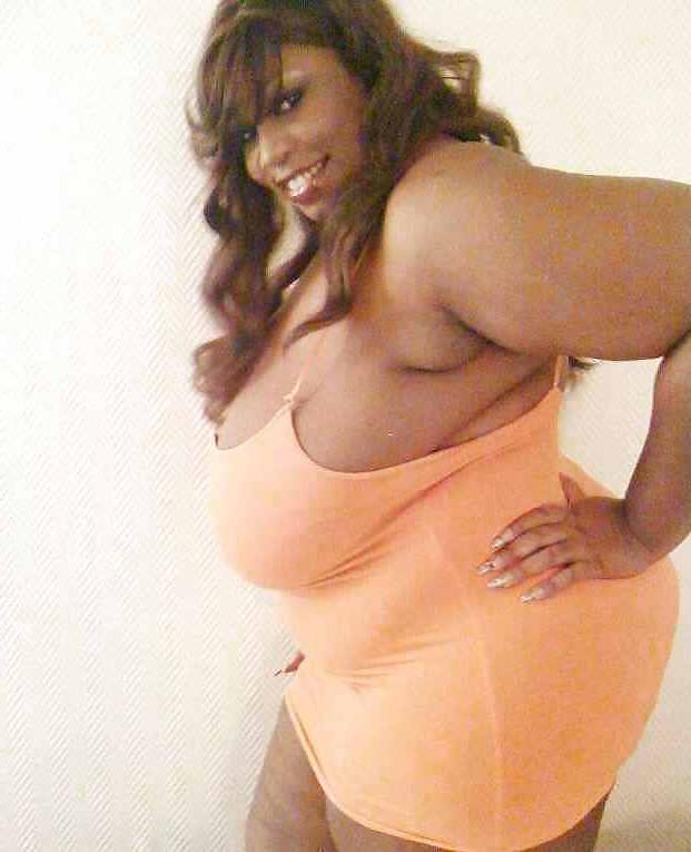 25P GROSSE TITTEN BBW