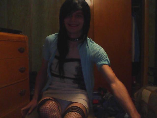 6P Sissy Maid