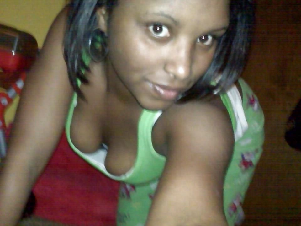 17P Dark Sexy Amateur Girl