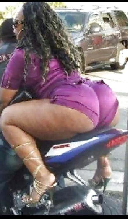 25P Black azz Master