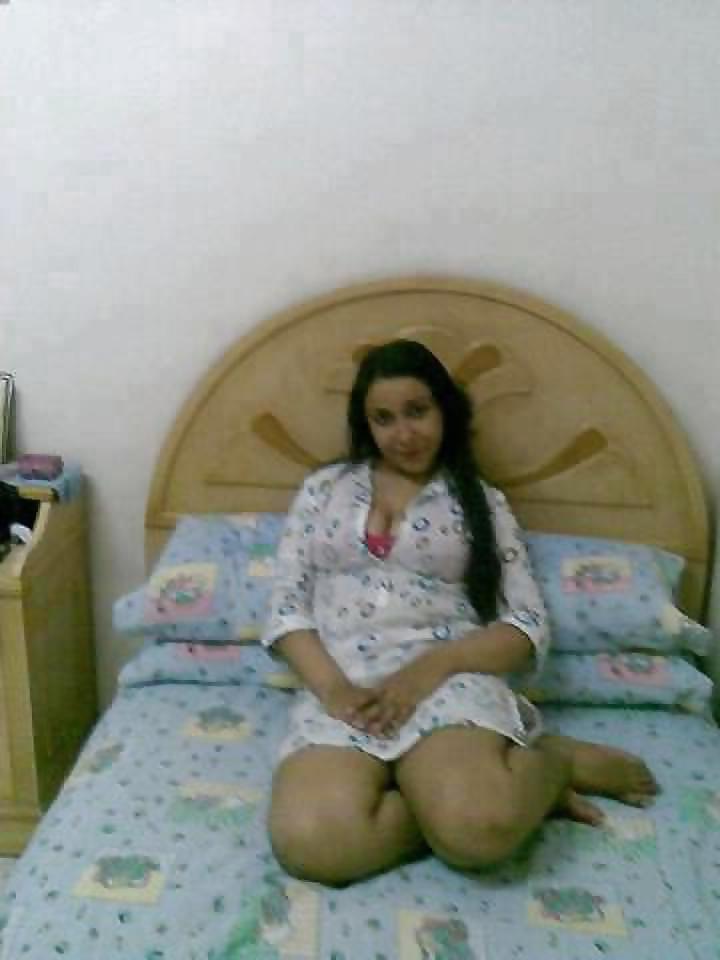 25P Arab-Turkish HOT ASS