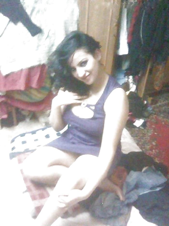 25P Arab-Turkish HOT ASS