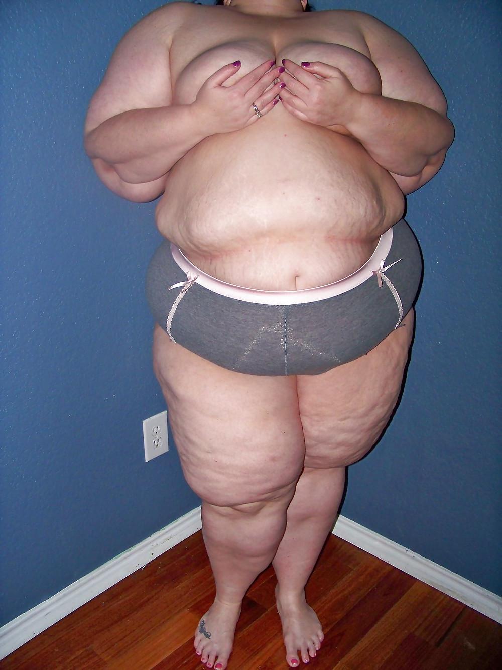 25P Fat BBW Babes Belly And Ass