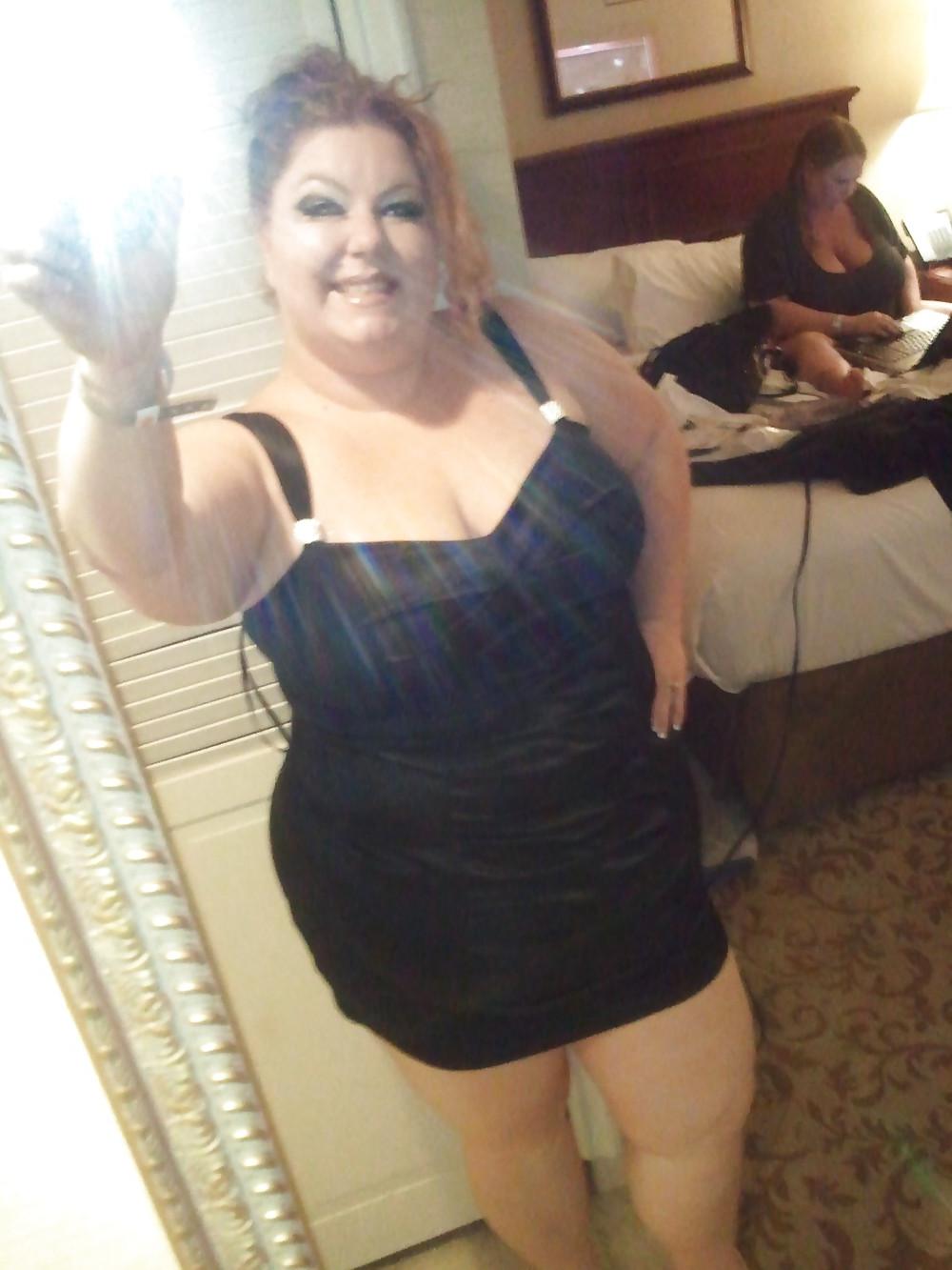 25P Fat BBW Babes Belly And Ass