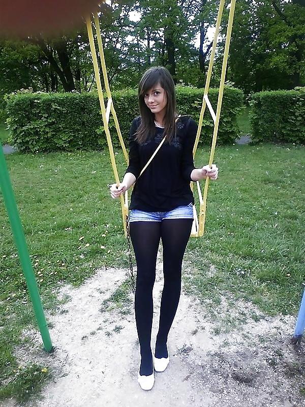 25P Hottest Girls on the Net