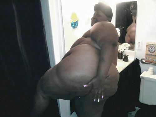 12P FREAKY BLACK MAMAS