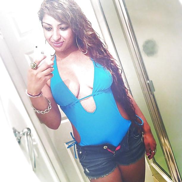 18P Hot Fijian Desi Long Hair & Round Perky Ass