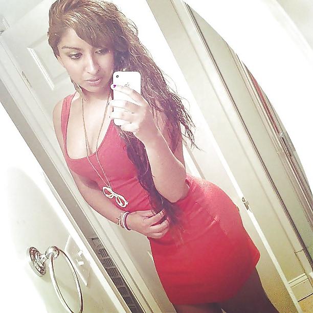 18P Hot Fijian Desi Long Hair & Round Perky Ass
