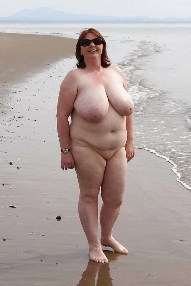 16P Nudist bbw