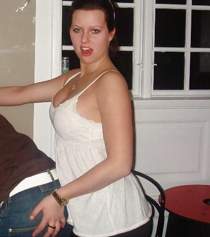 22P Danish teens-29-dildo cleavage