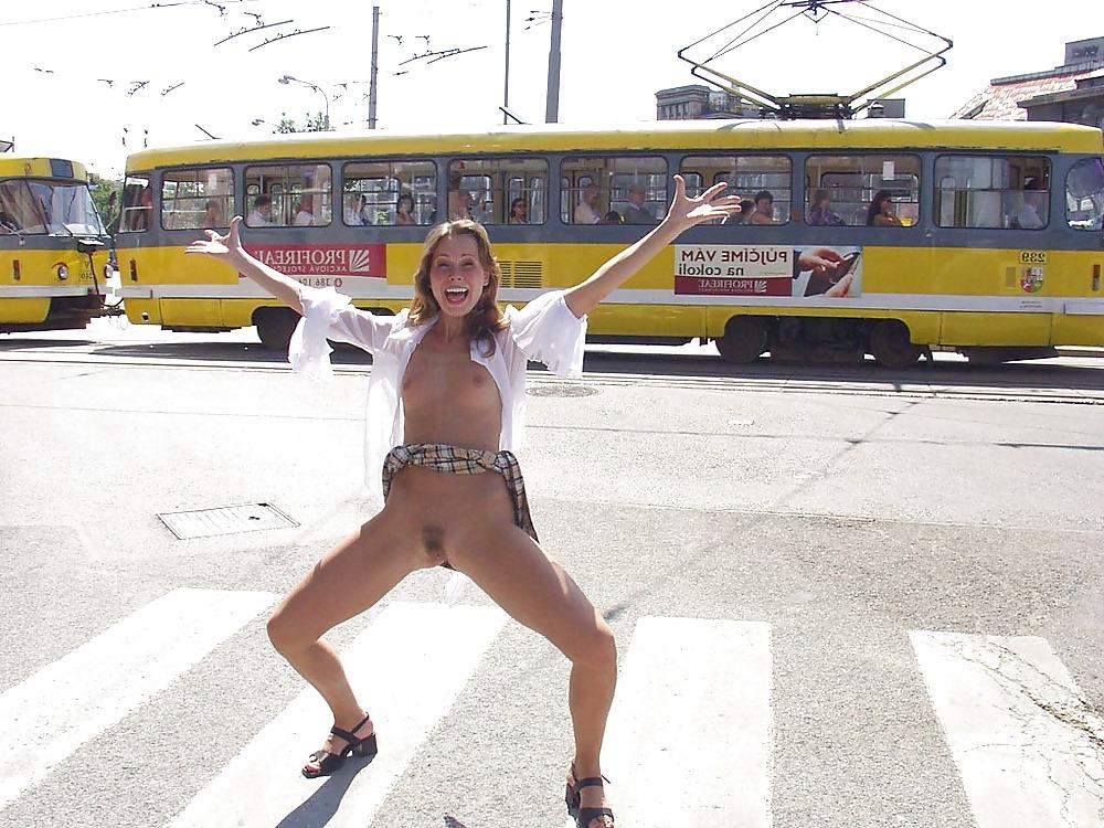 25P Public Nude Ladies 2#
