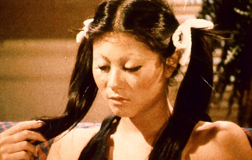 22P Retro Linda Wong