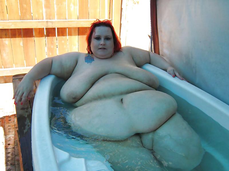 24P Big Beautiful Women #3 (BBW)