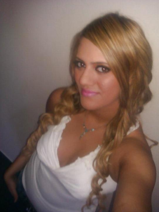 25P Turkish Girl