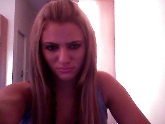 25P Turkish Girl