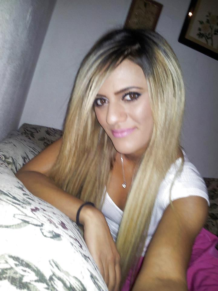 25P Turkish Girl