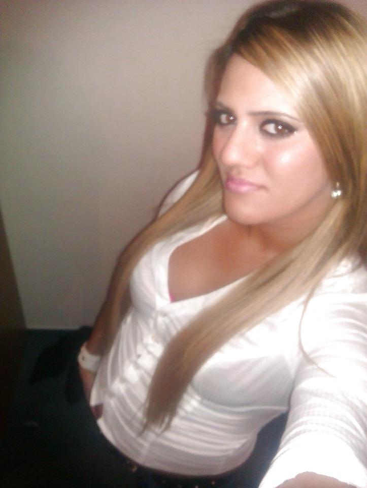 25P Turkish Girl