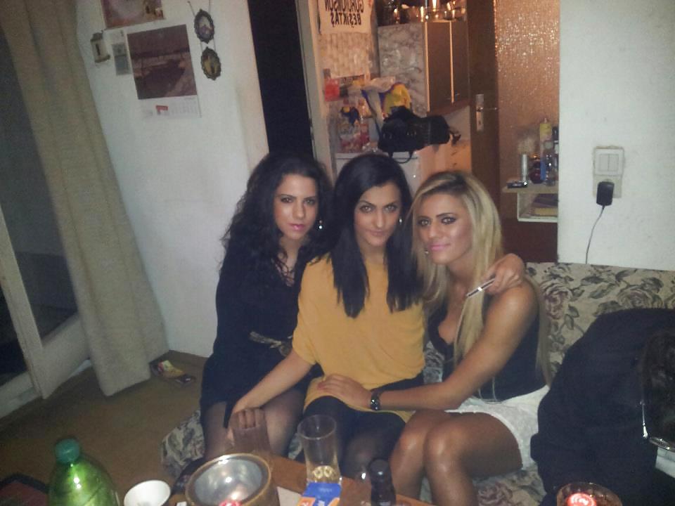 25P Turkish Girl