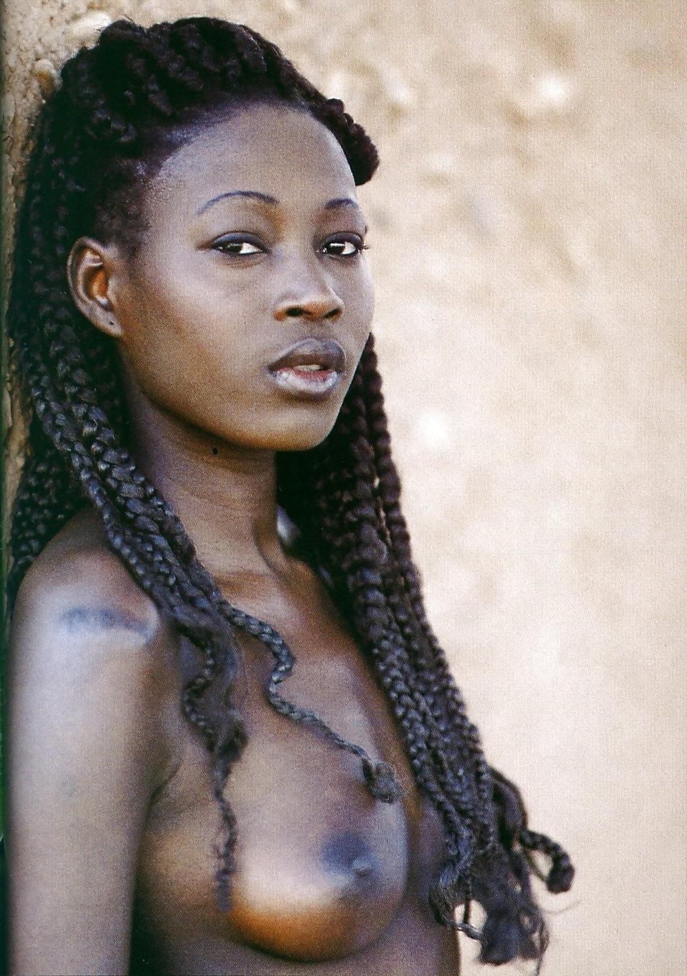 25P Black Ladies