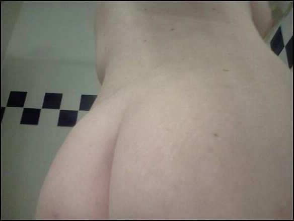 25P Selfies of Big Tit BBW Wife...for CUM?
