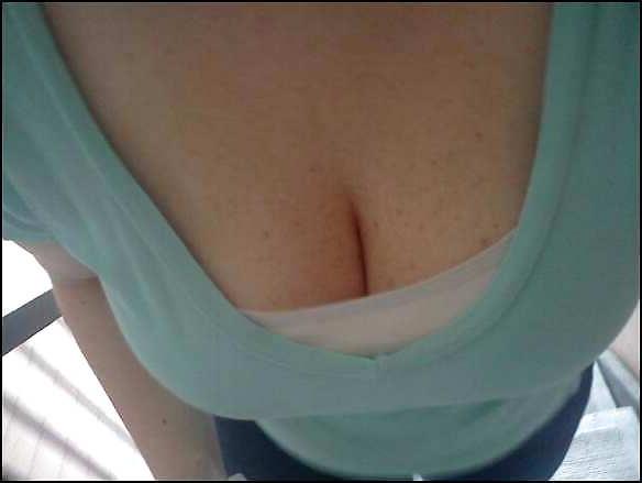 25P Selfies of Big Tit BBW Wife...for CUM?