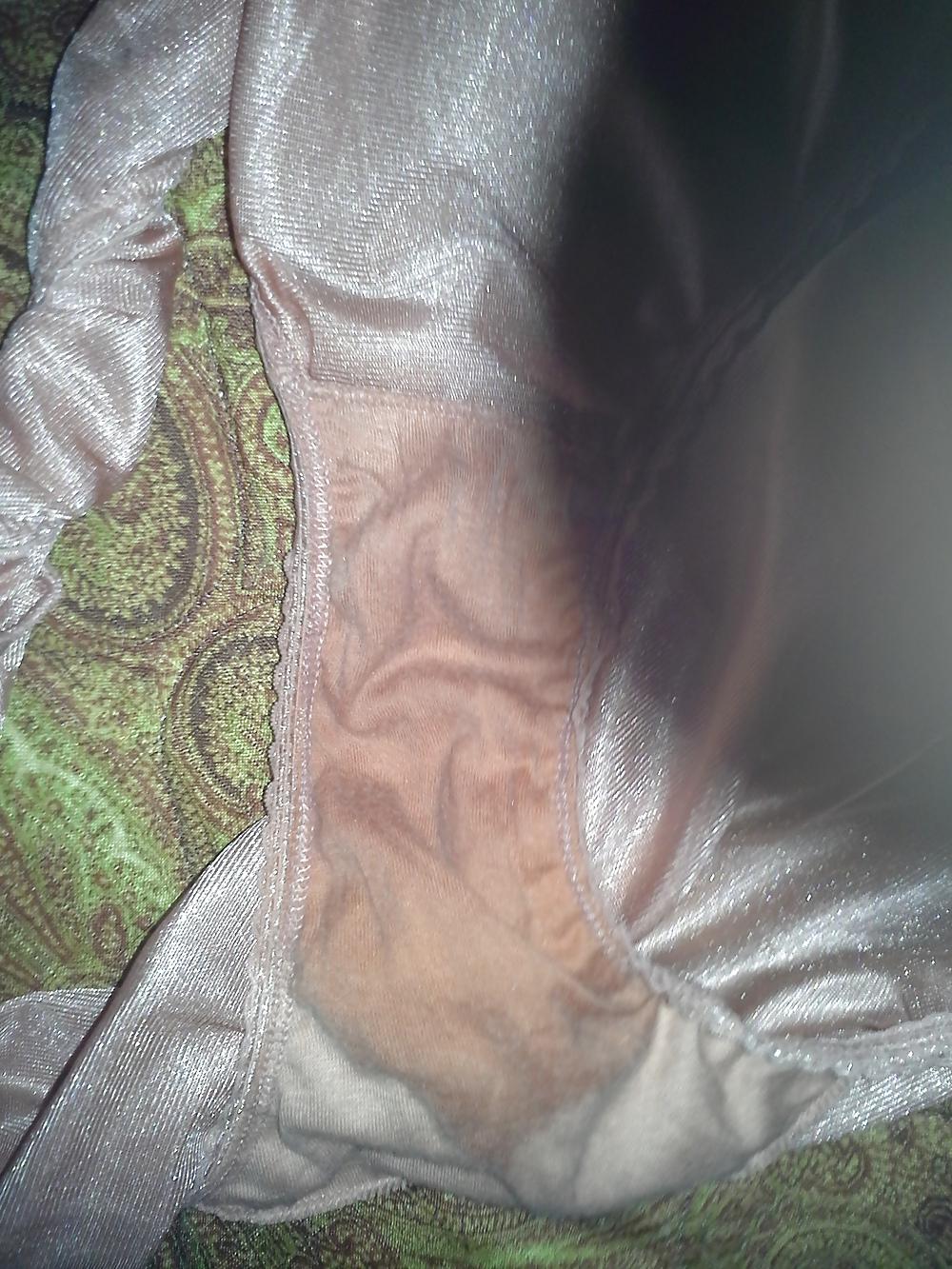 22P My  Mexican BBW Aunts old wet sloppy creamy Pussy