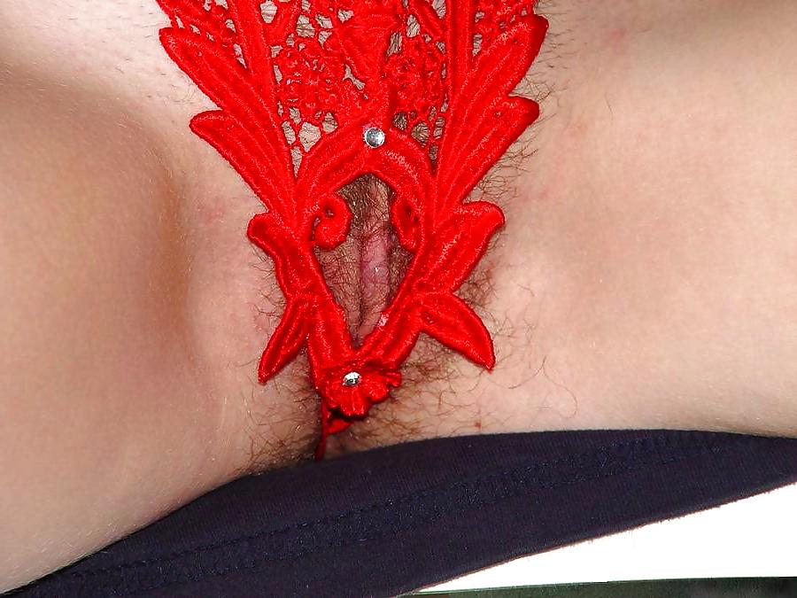 13P KEY - Kitchen 28  Red Panties