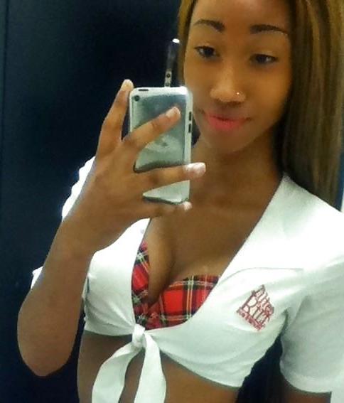 21P Sexy Black Ebony Teen Amateurs