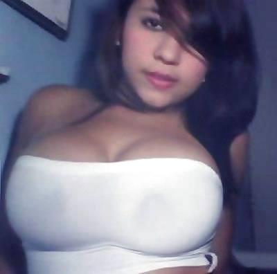 25P See thru tops and nipple poke