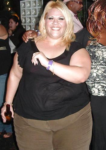 25P KICKASS BBW AMATEUR GALLERY