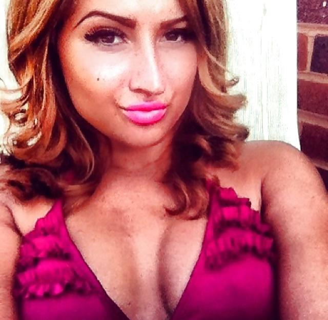 25P Uk british - turkish arab slut