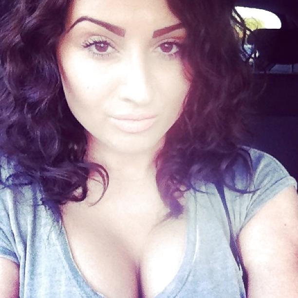25P Uk british - turkish arab slut