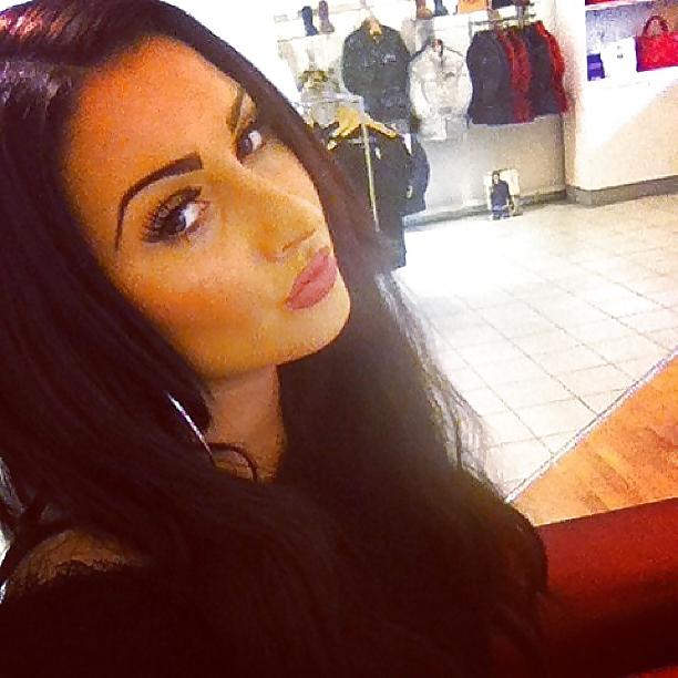 25P Uk british - turkish arab slut
