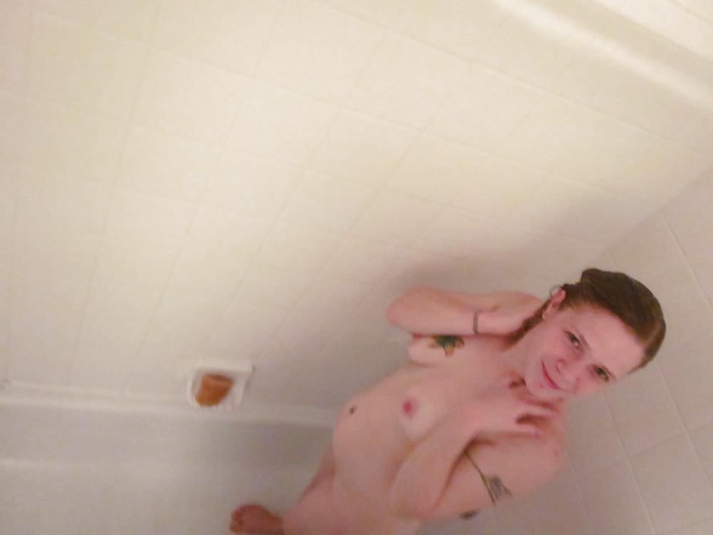 22P I sneak in on Baby washing her pussy in the shower