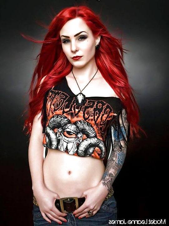19P Goth slut session 1