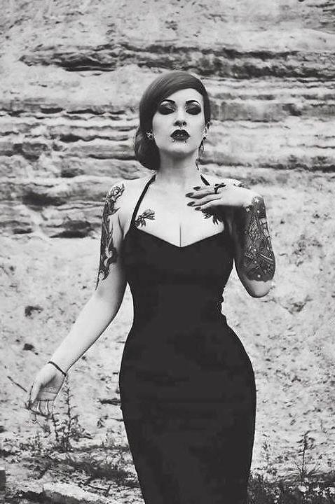 19P Goth slut session 1