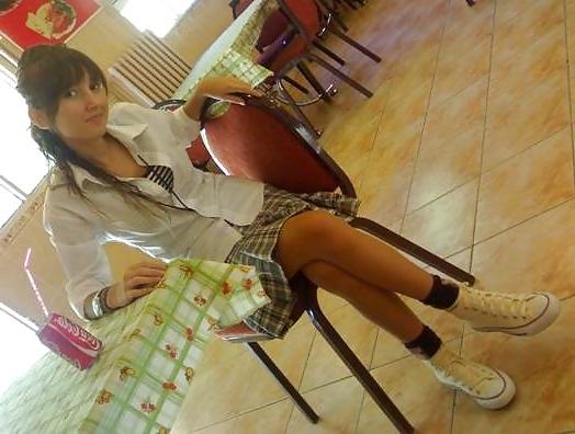 16P Turkish schoolgirls