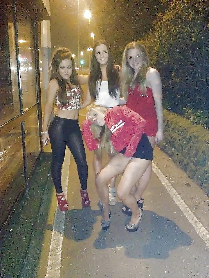 16P Great British Slags Night Out