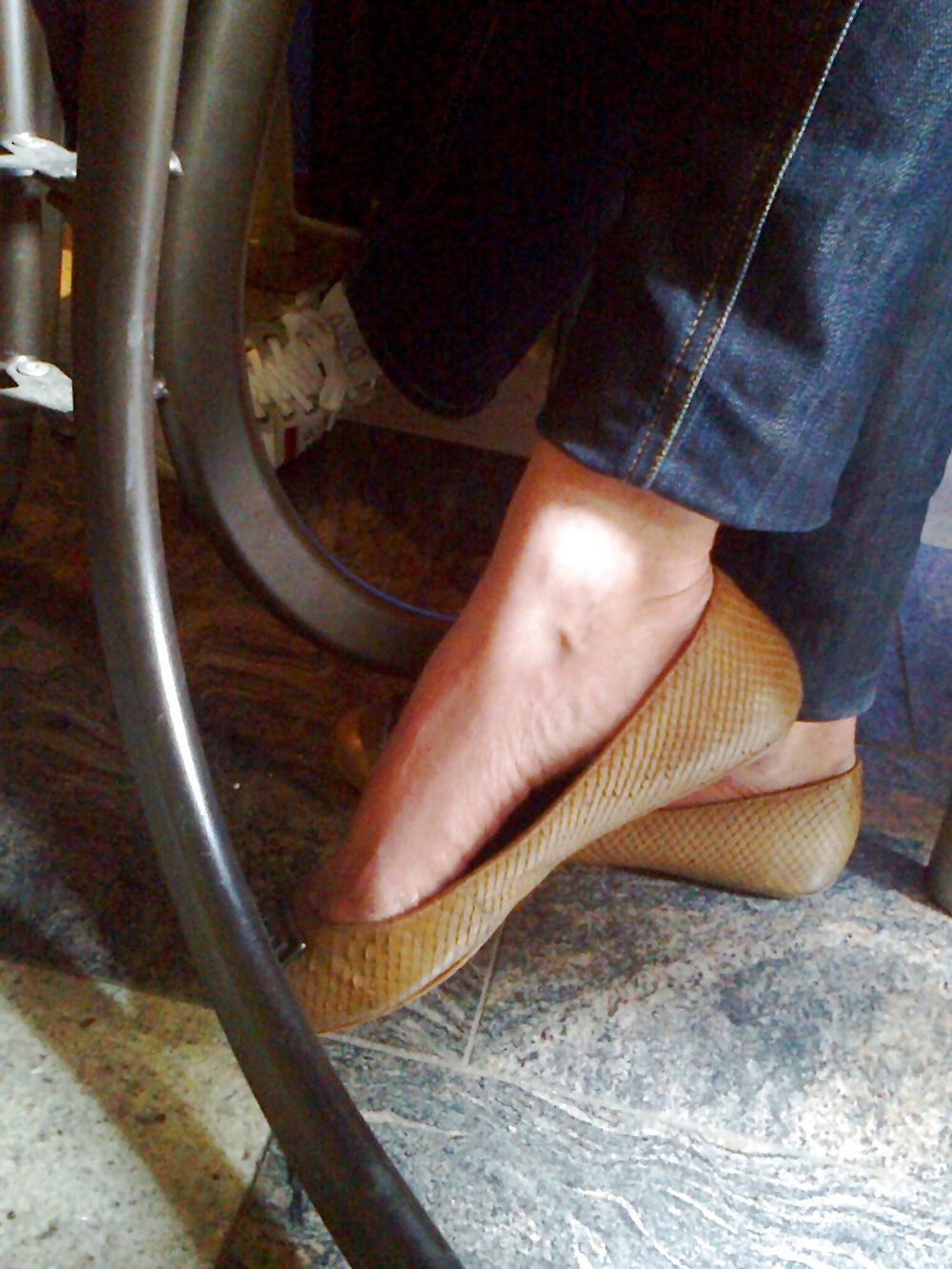 12P Sandals or shoes
