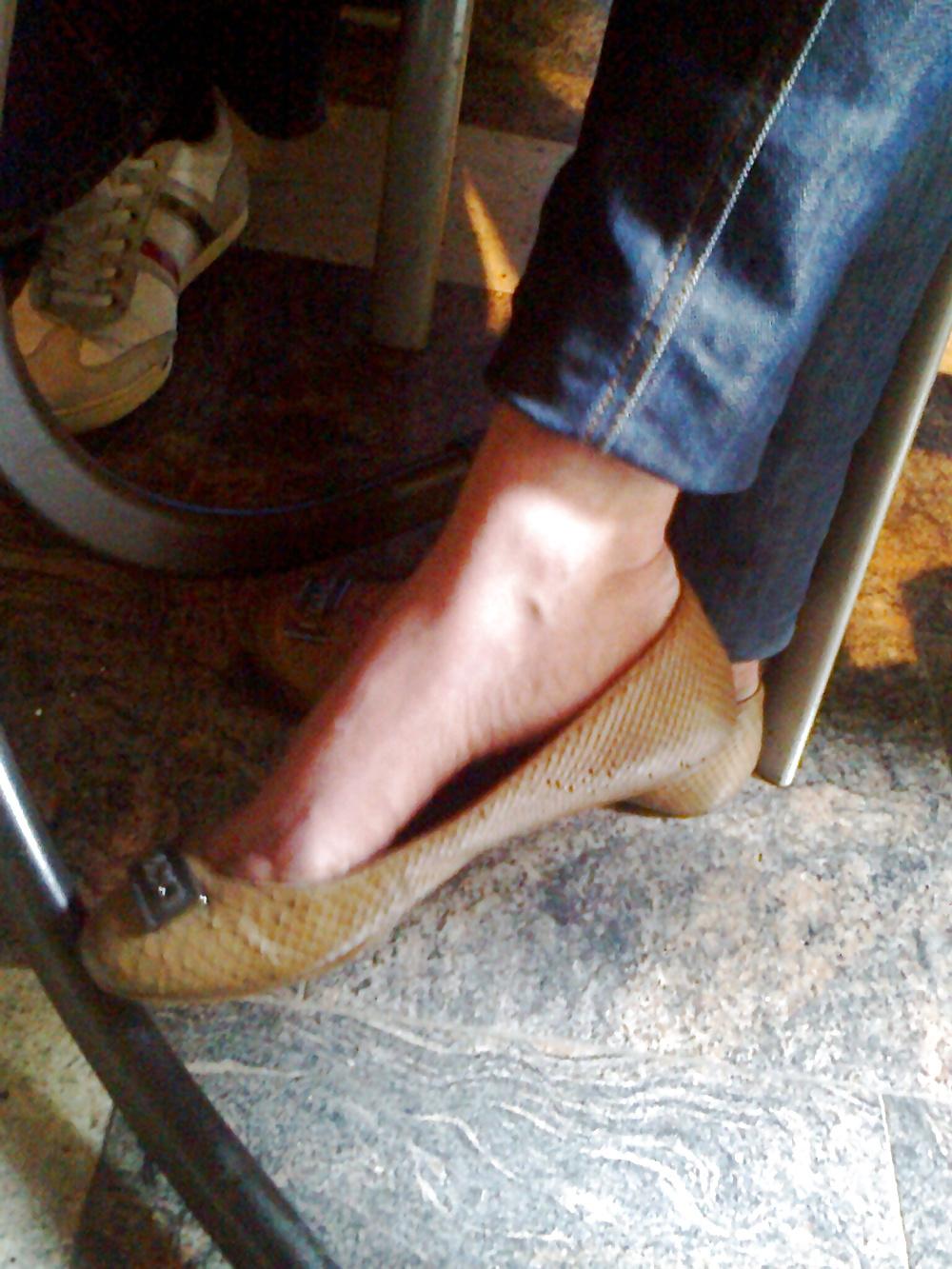 12P Sandals or shoes
