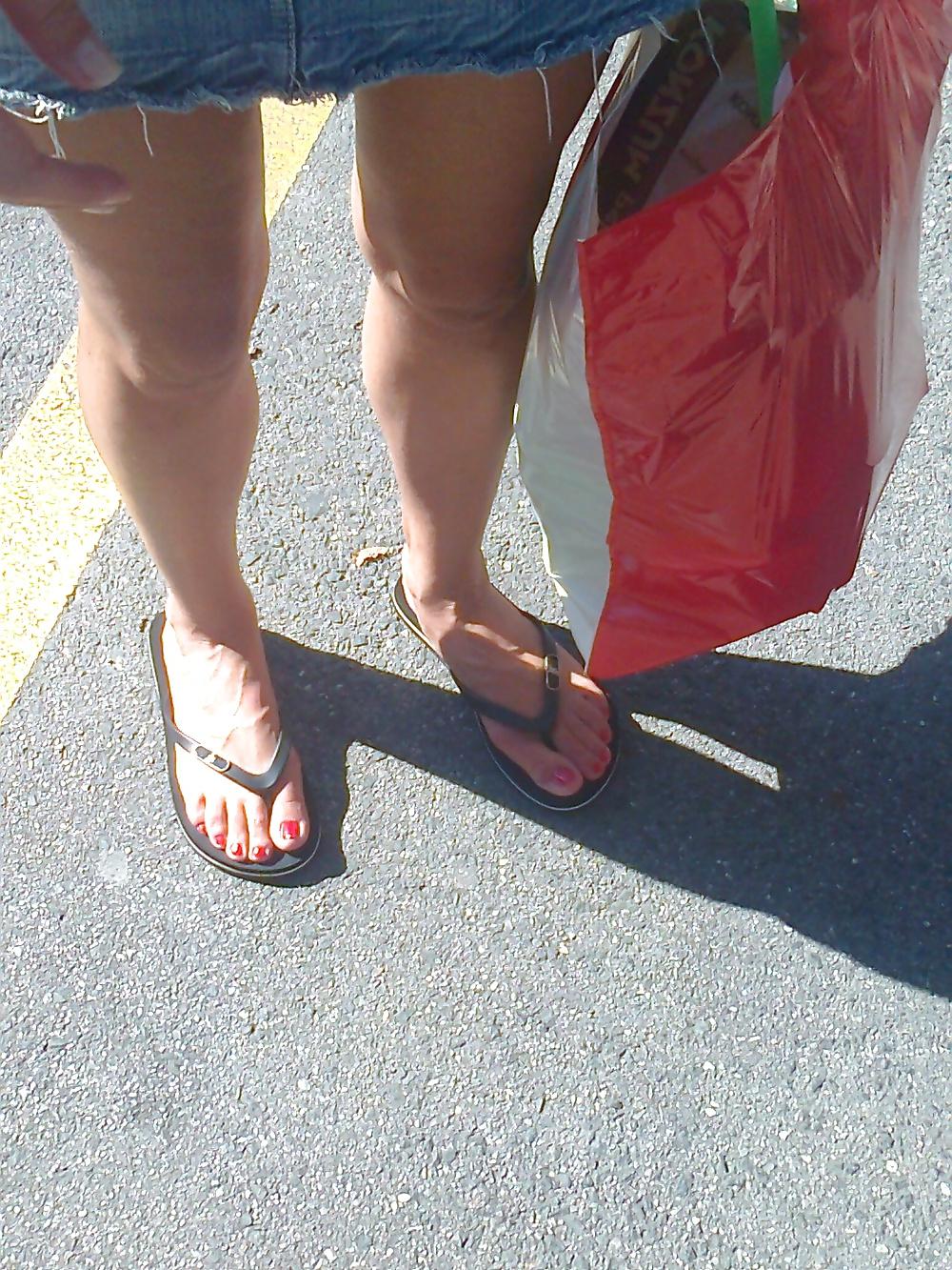 12P Sandals or shoes