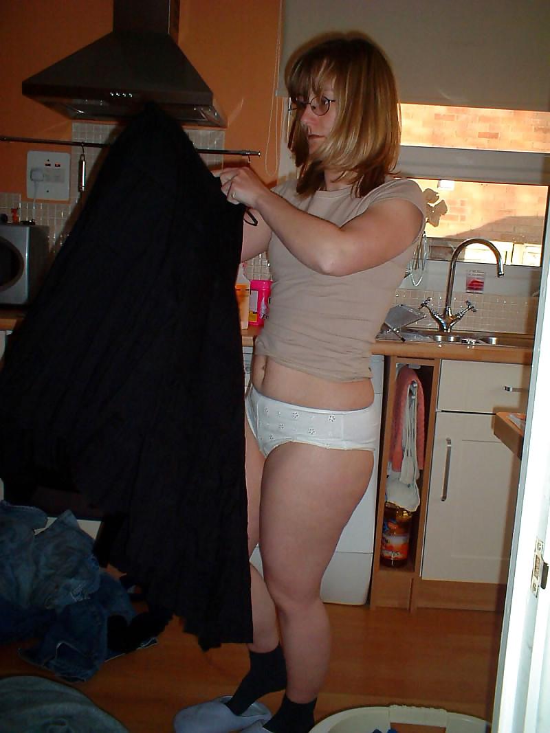 25P Nerdy Exposed Wife