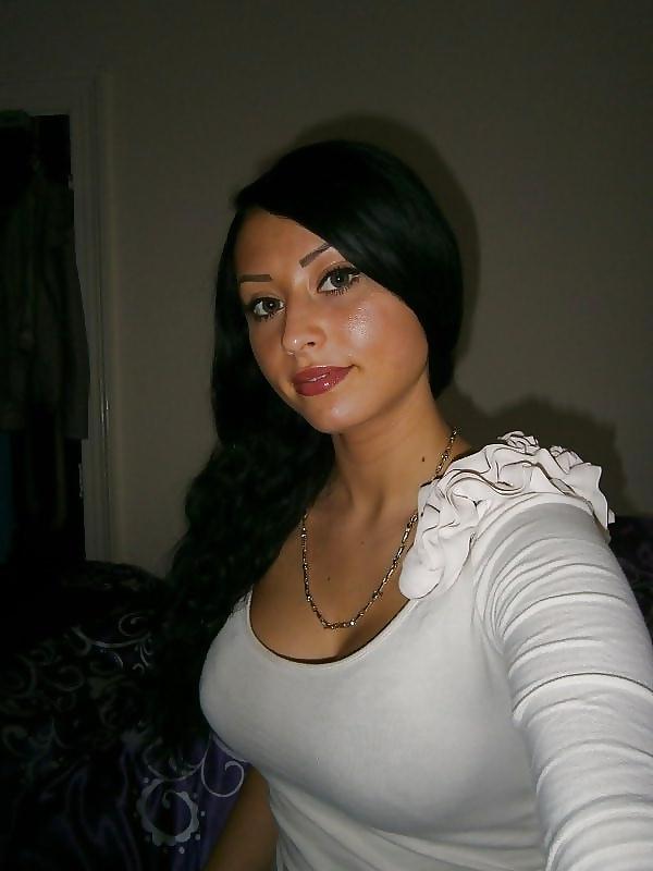 15P Turkish Beauty 2