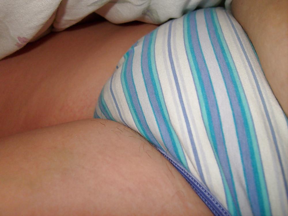 25P Hairy Panties Fat BBW Pube Mounds close-up