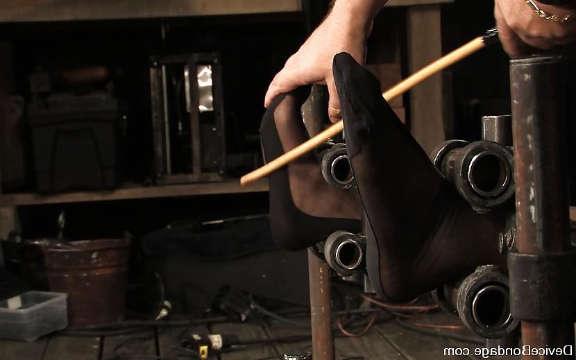 25P Asian girls in bondage