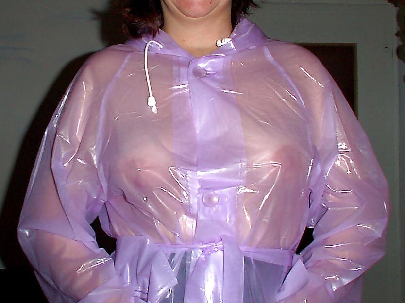 25P MILF from Germany with a PVC Fetish