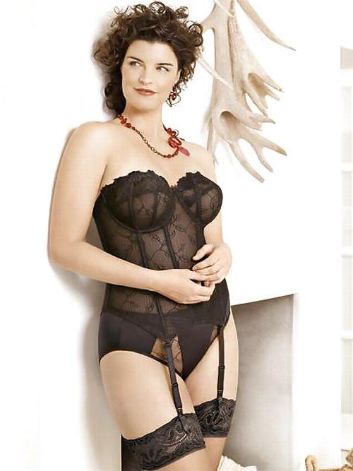 25P Bustier or Basque?  3