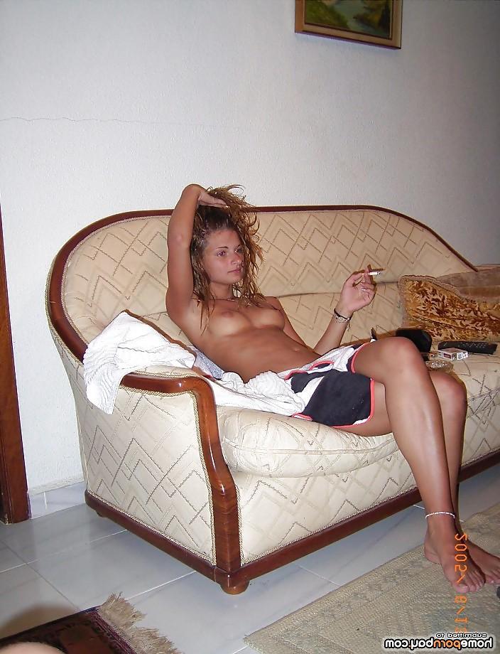 8P Tanned GF taking a shower