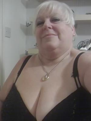 22P BBW Matures who maked me cum 